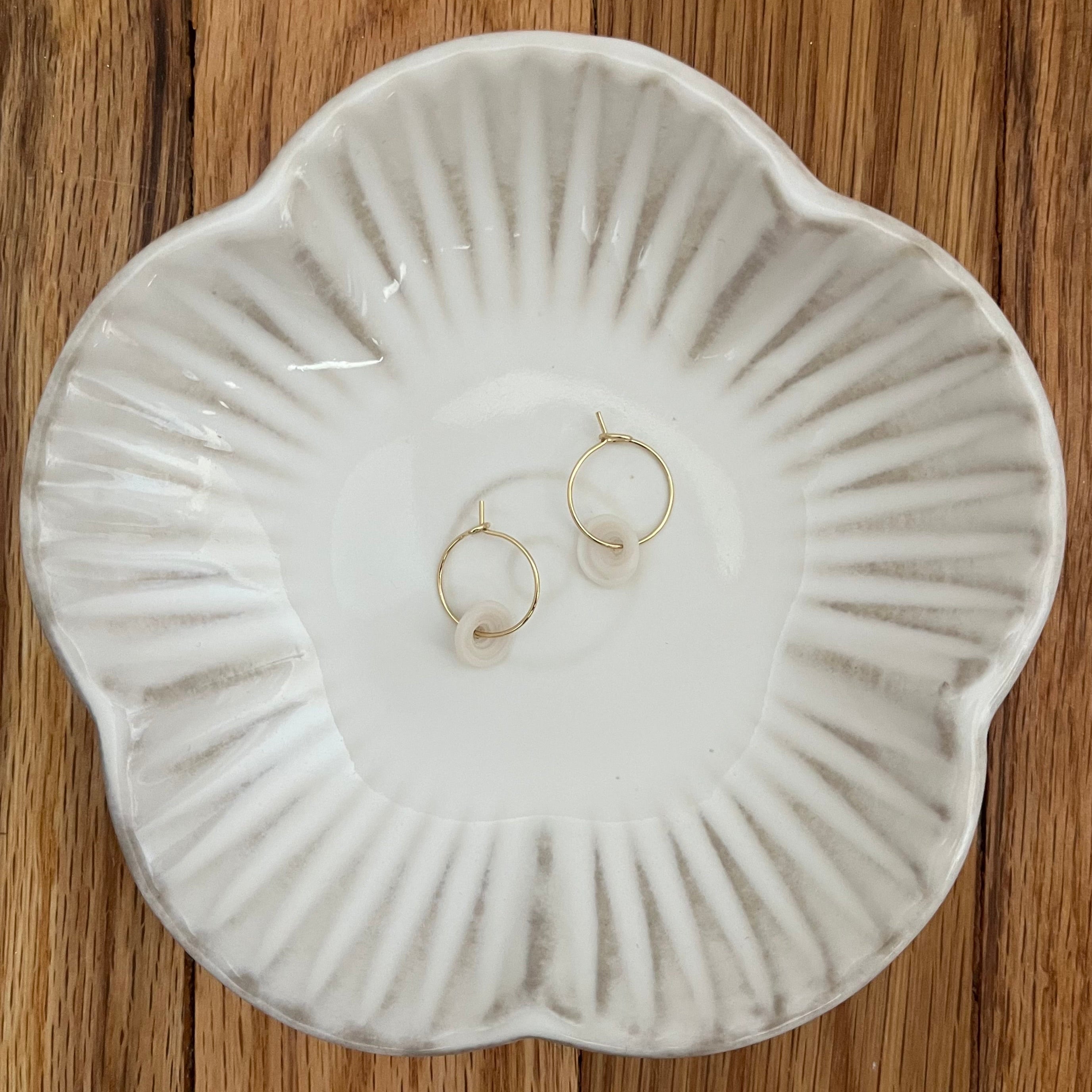 Minimalist - Dainty Hoop Earrings